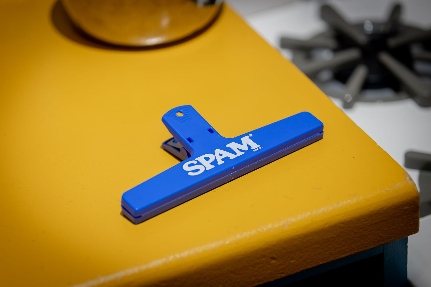SPAM® Chip Clip